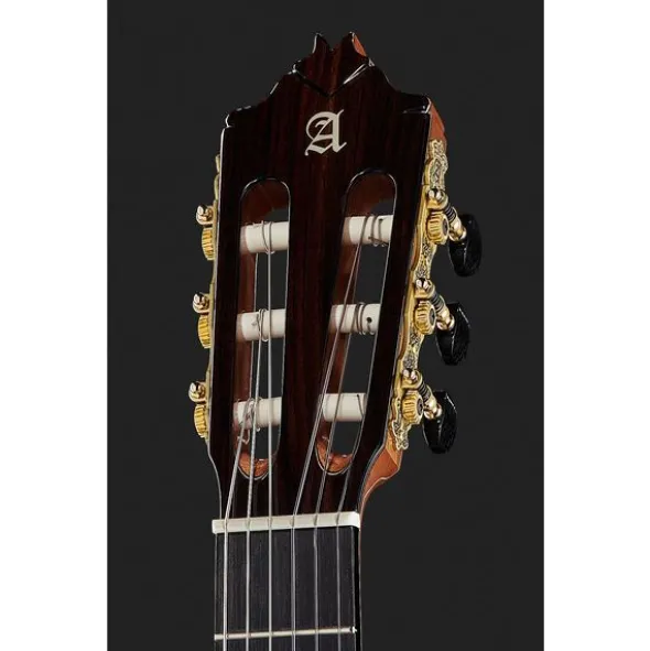 Alhambra 8 Fc Flamenco incl. Case