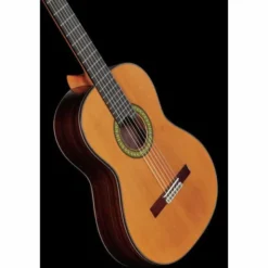 Alhambra 11 P w/Case