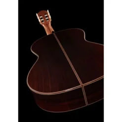 Amalio Burguet 1A Cedar w/ Case