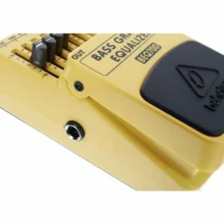 Behringer BEQ700 Bass Graphic Equalizer