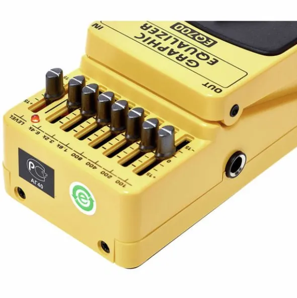 Behringer EQ700