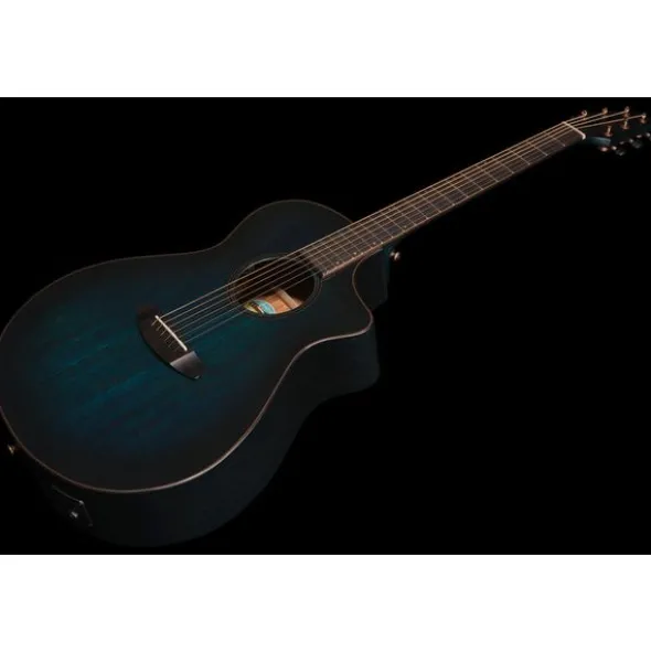 Breedlove Rainforest S Concert Papillon