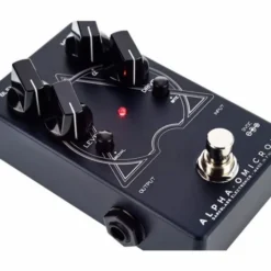 Darkglass Alpha Omicron Bass Distortion