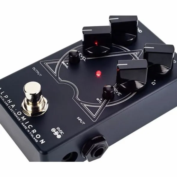 Darkglass Alpha Omicron Bass Distortion