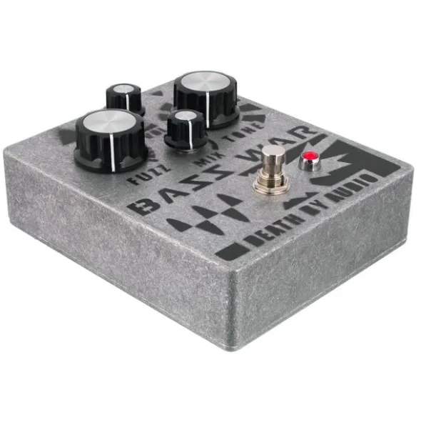 Death by Audio Bass War - Fuzz