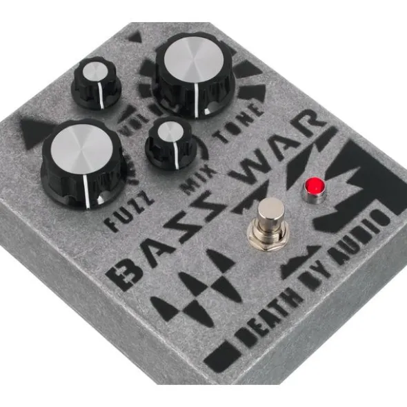 Death by Audio Bass War - Fuzz