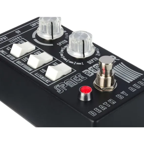 Death by Audio Space Bender Chorus/Module.