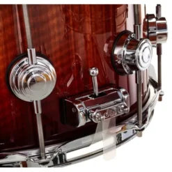 DW Exotic Rich Red over Etimoe MM