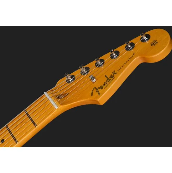 Fender Am Pro Clsc Strat HSS MN 3TS