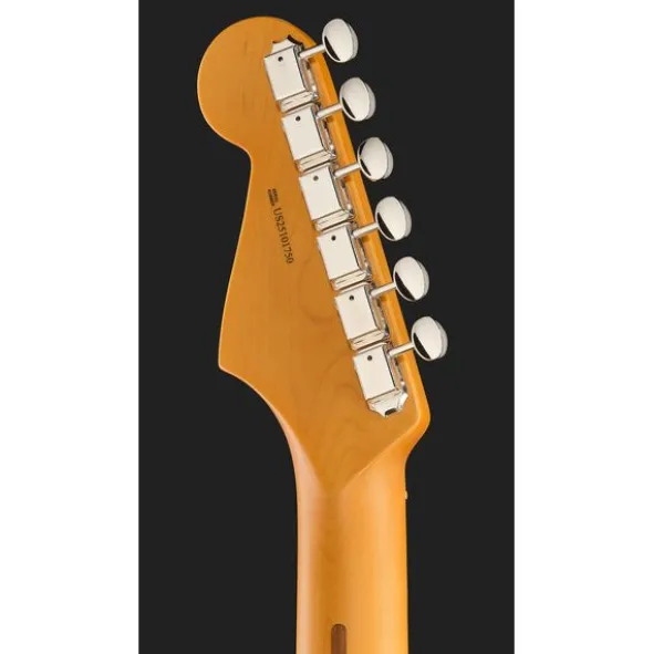 Fender Am Pro Clsc Strat HSS MN 3TS