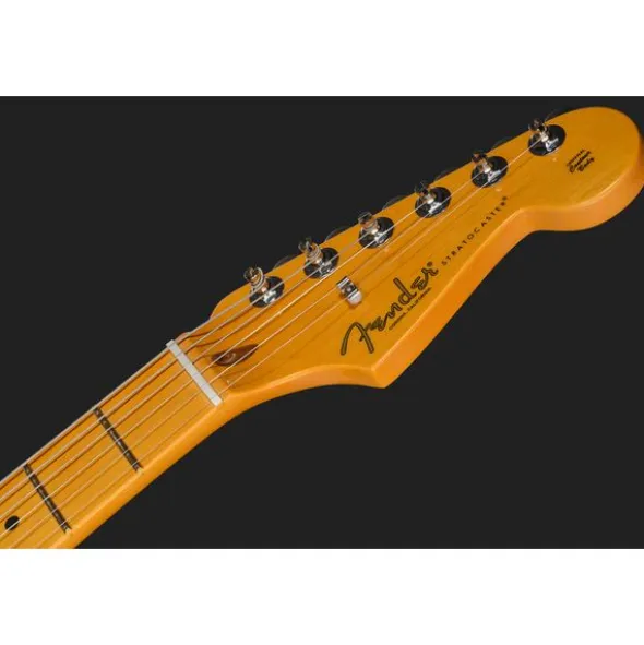 Fender Am Pro Clsc Strat HSS MN FBLK