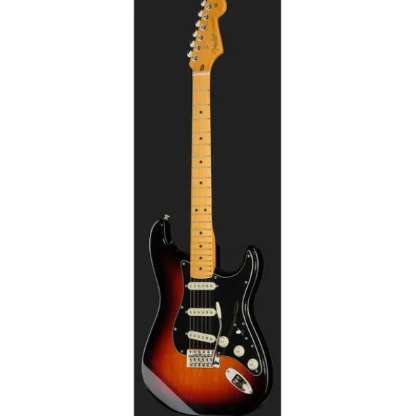 Fender Am Pro Clsc Strat MN 3TS