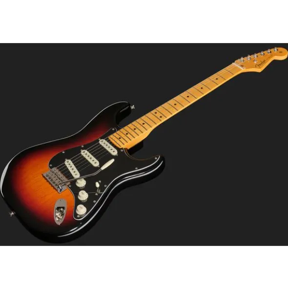 Fender Am Pro Clsc Strat MN 3TS