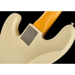 Fender AV II 60 P Bass RW OWT