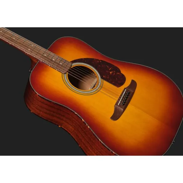 Fender CA DLX Redondo SSB