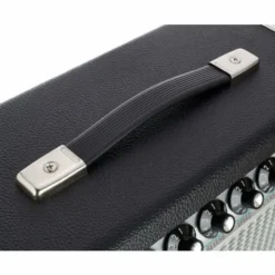 Fender 68 Custom Vibro Champ