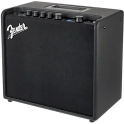 Fender Mustang LT25 Bundle
