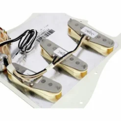 Fender Pre-Wired ST Pickguard 69 Par