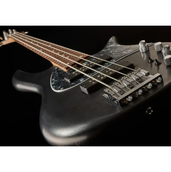 Fodera Monarch Standard Classic 4