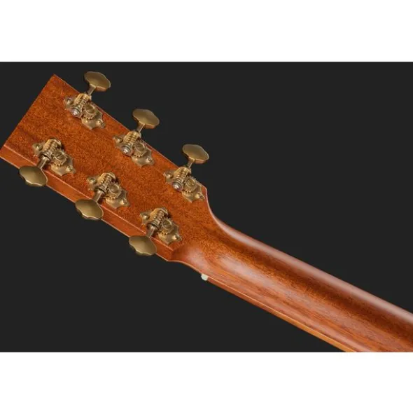 Furch Vintage 3 OM-SR Ant a w/ case