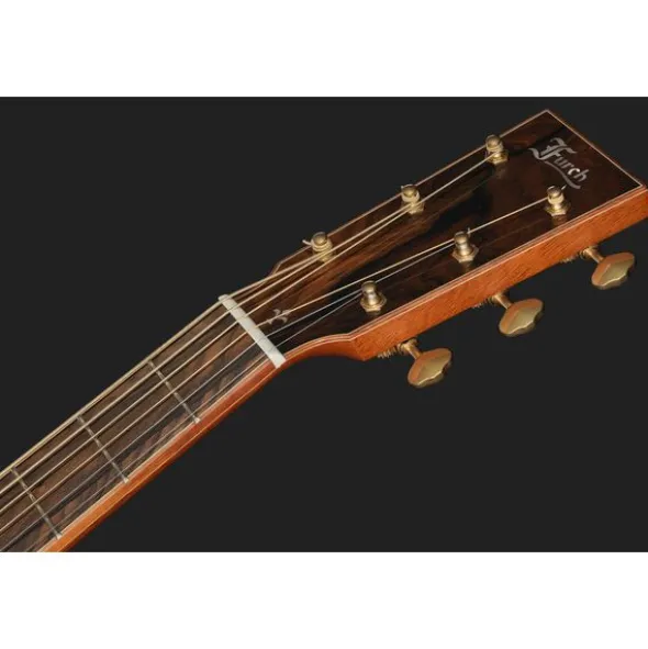 Furch Vintage 3 OM-SR Ant a w/ case