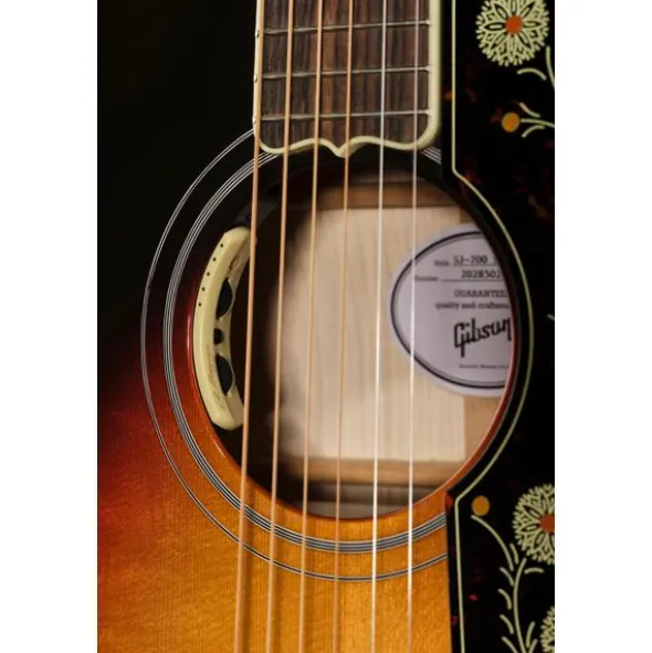 Gibson SJ-200 Standard Tri Burst