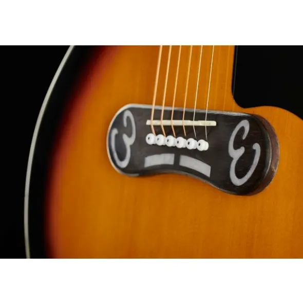 Harley Benton Custom Line King-CE VS w/Case
