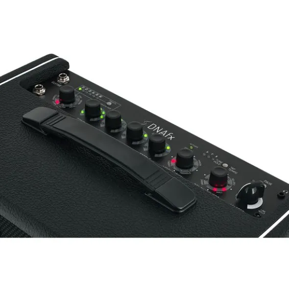 Harley Benton ST-62BK Hot DNAFX AmP20 Set