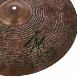 Istanbul Agop 17