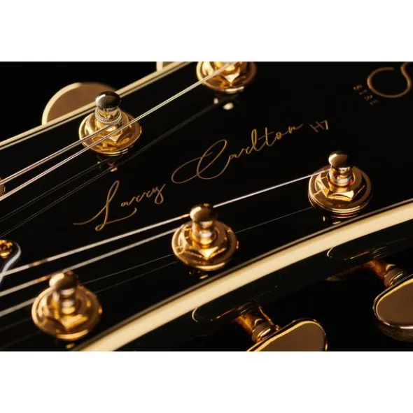 Larry Carlton H7V BK