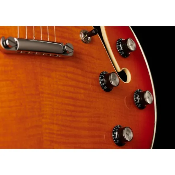 Larry Carlton H7V CS