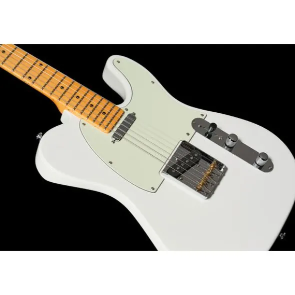 Larry Carlton T7 White New Gen