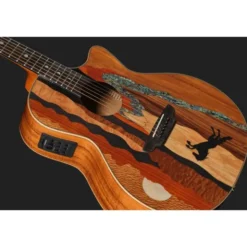 Luna Guitars Vista Stallion