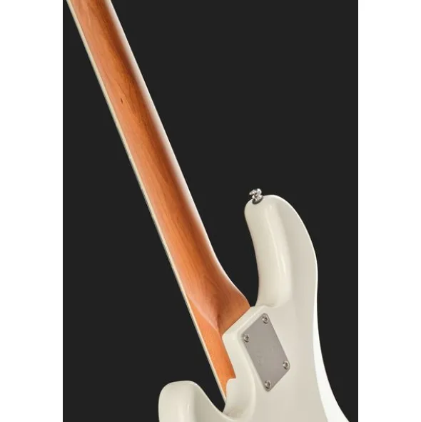Marcus Miller P7 4 New Gen Antique White