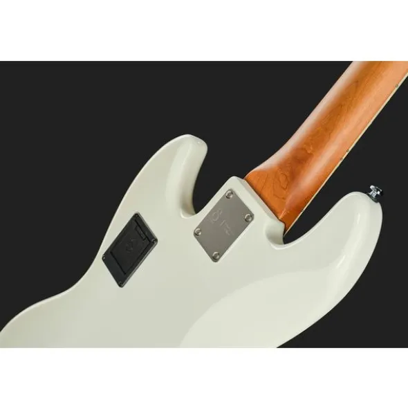 Marcus Miller V7 5 New Gen Antique White