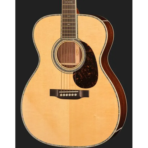 Martin Guitar 00042