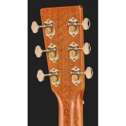 Martin Guitar 00018