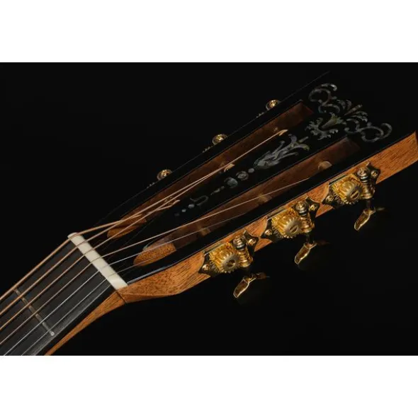 Martin Guitar Custom Shop 00 Koa