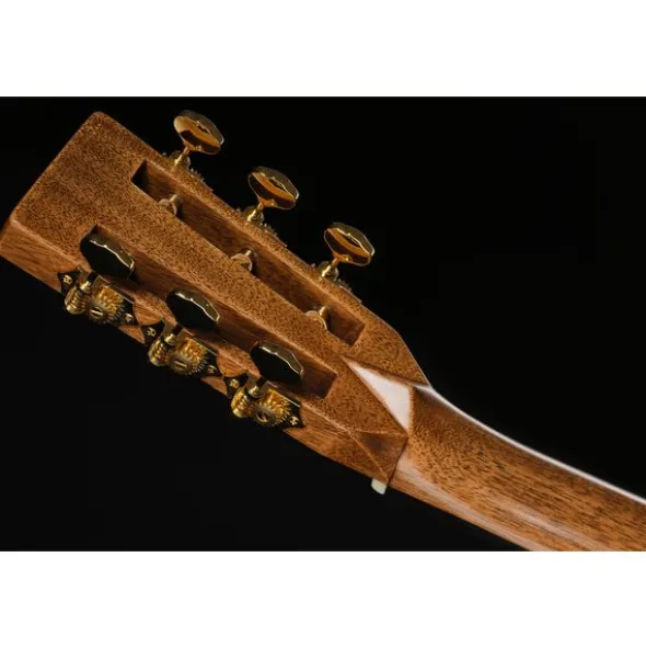 Martin Guitar Custom Shop 00 Koa