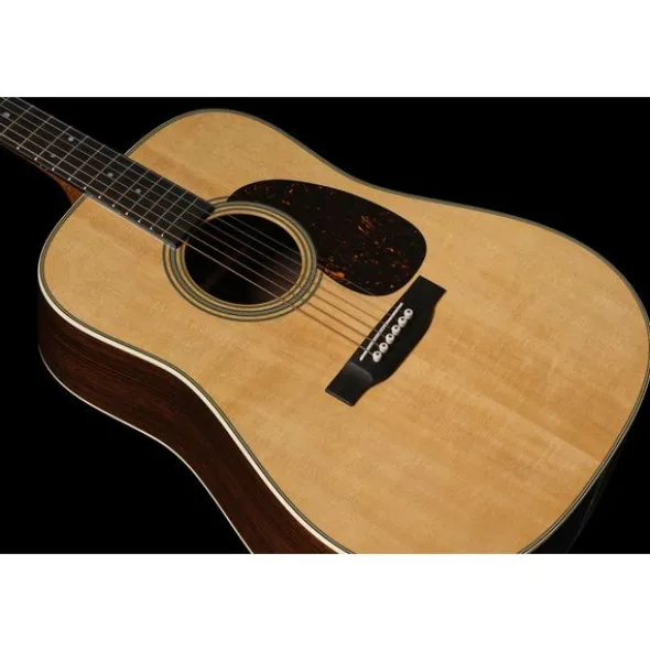 Martin Guitar D28