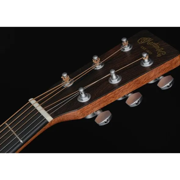 Martin Guitar D Jr E