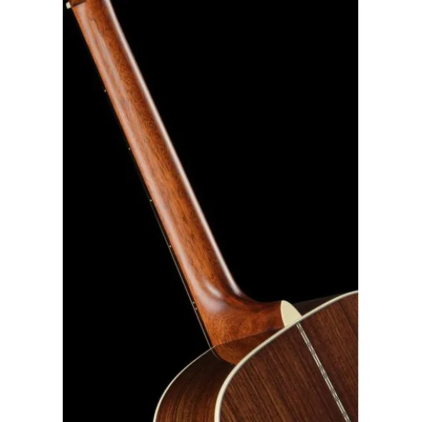Martin Guitar D28 LH