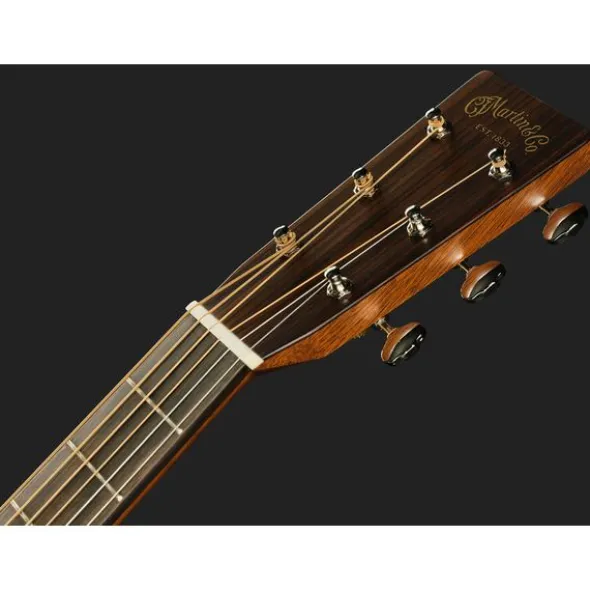 Martin Guitar D-28 Satin