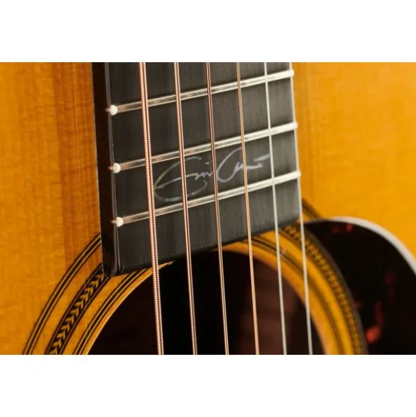 Martin Guitar 000-28EC Eric Clapton