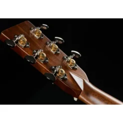 Martin Guitar HD-28