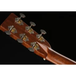 Martin Guitar HD28E