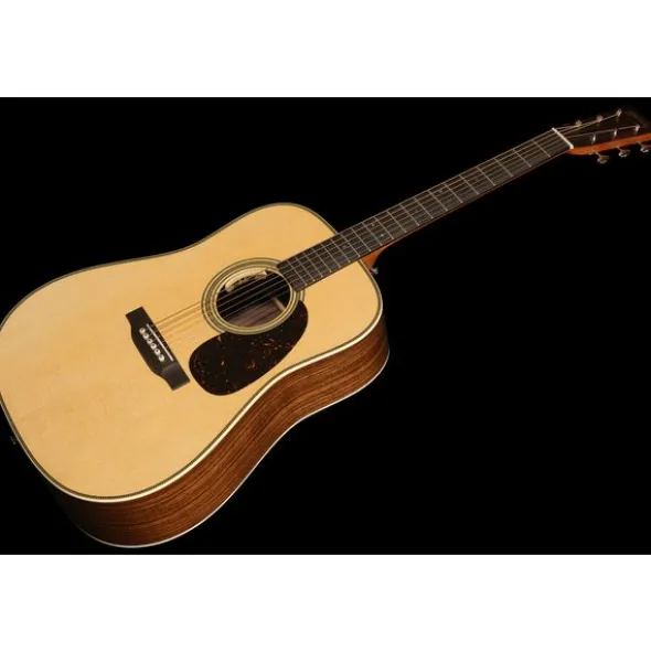 Martin Guitar HD28E LRB