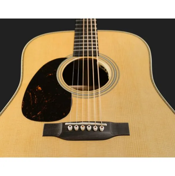 Martin Guitar HD28E LRB LH