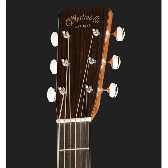 Martin Guitar HD28 Sunburst