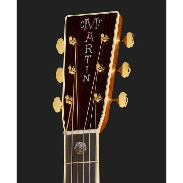 Martin Guitar J40